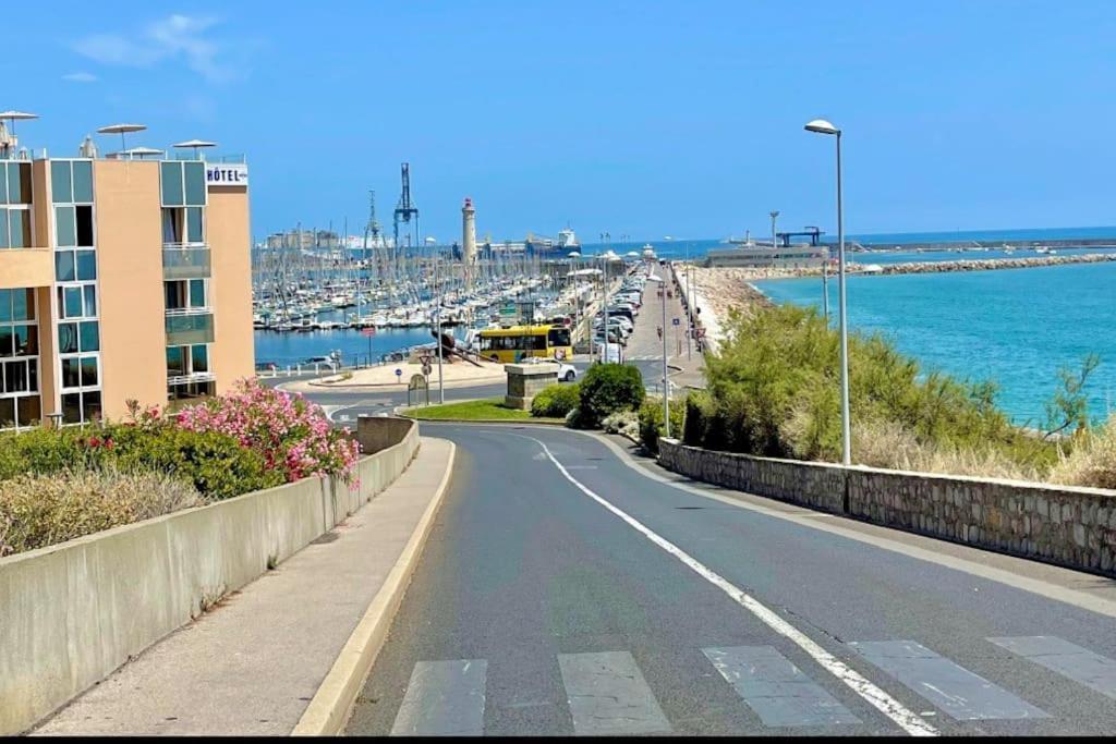 Joli Appartement Avec Piscine Sète Buitenkant foto