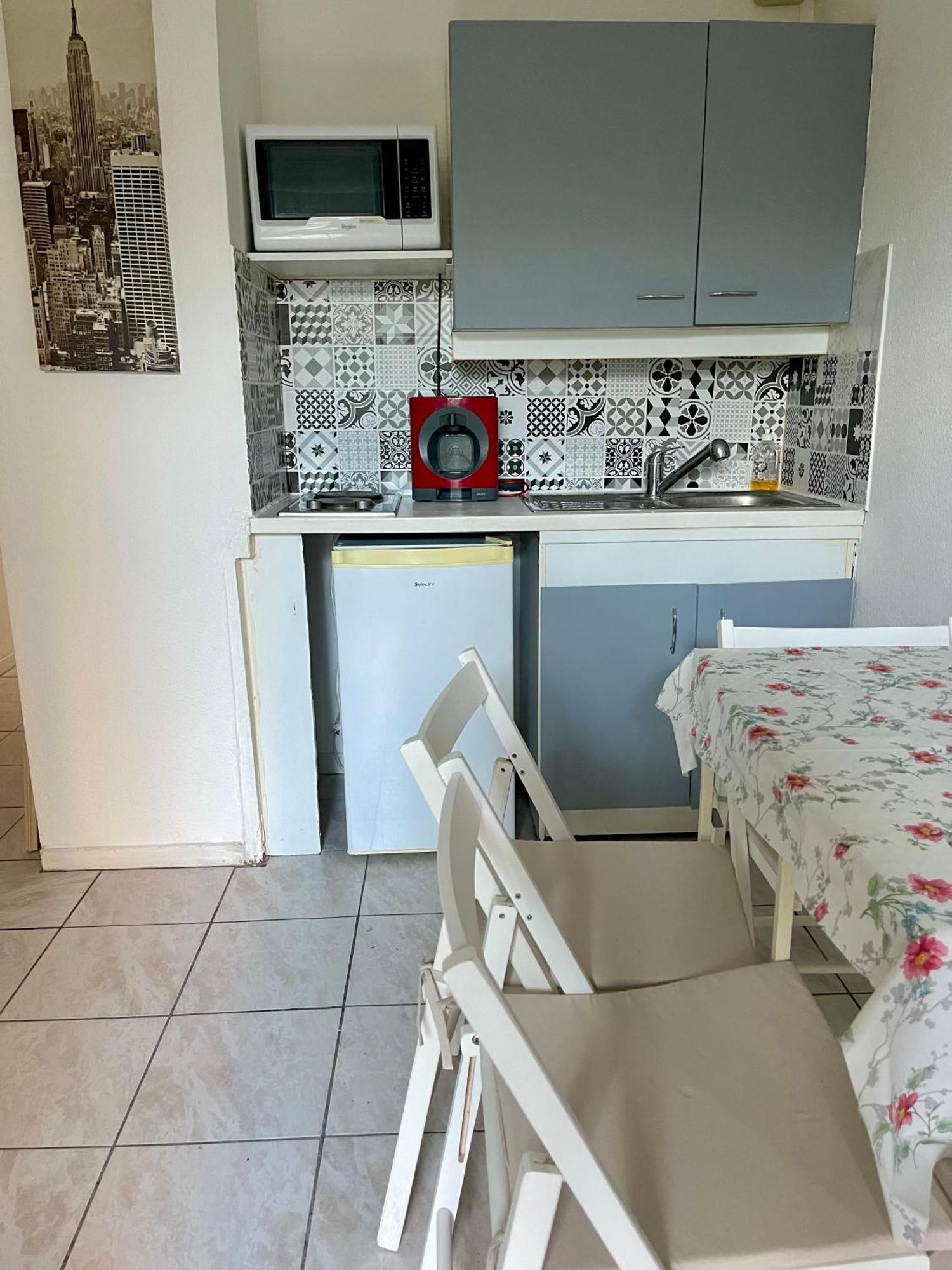 Joli Appartement Avec Piscine Sète Buitenkant foto